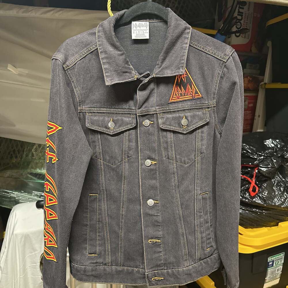 Def Leppard dark gray denim jean jacket blazer graphic patch men's size XS shirt